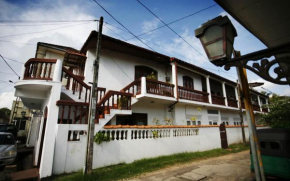  Wijenayake's - Beach Haven Guest House - Galle Fort  Галле